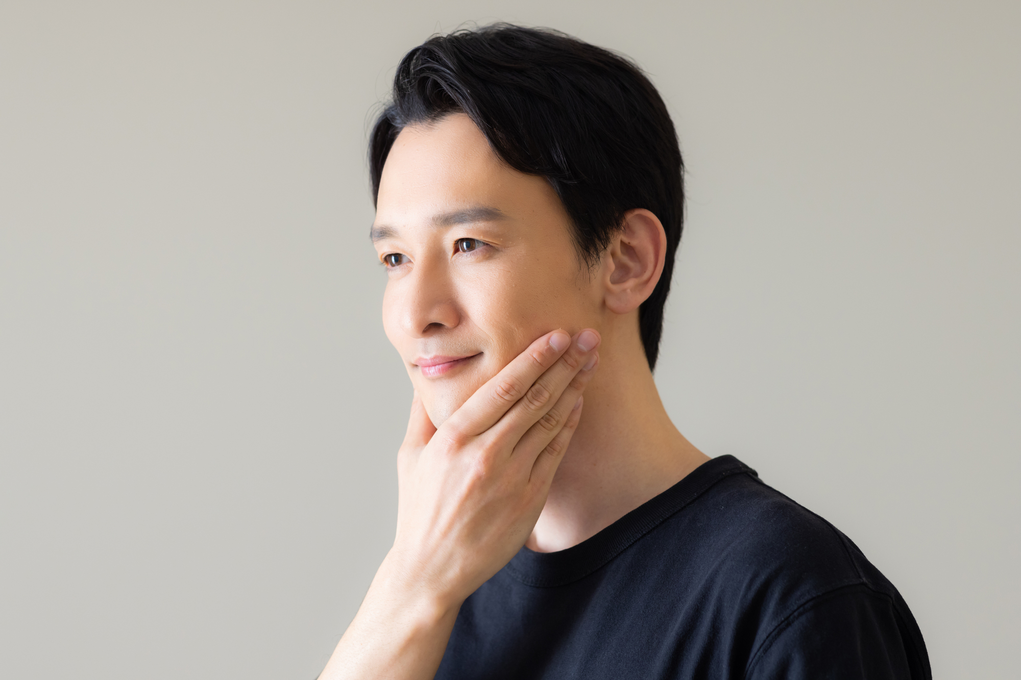 髭脱毛はしないほう がいい？　後悔する理由と失敗しないための対策ー福岡・沖縄の医療脱毛ならKANNO'A.clinic(カノアクリニック)