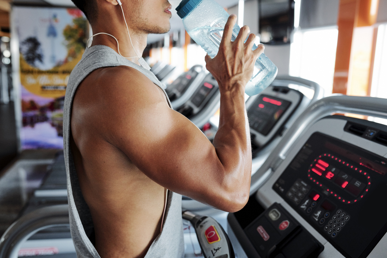 脱毛前の運動や筋トレはOK？プロテインを飲んでも大丈夫？ー福岡・沖縄の医療脱毛ならKANNO'A.clinic(カノアクリニック)