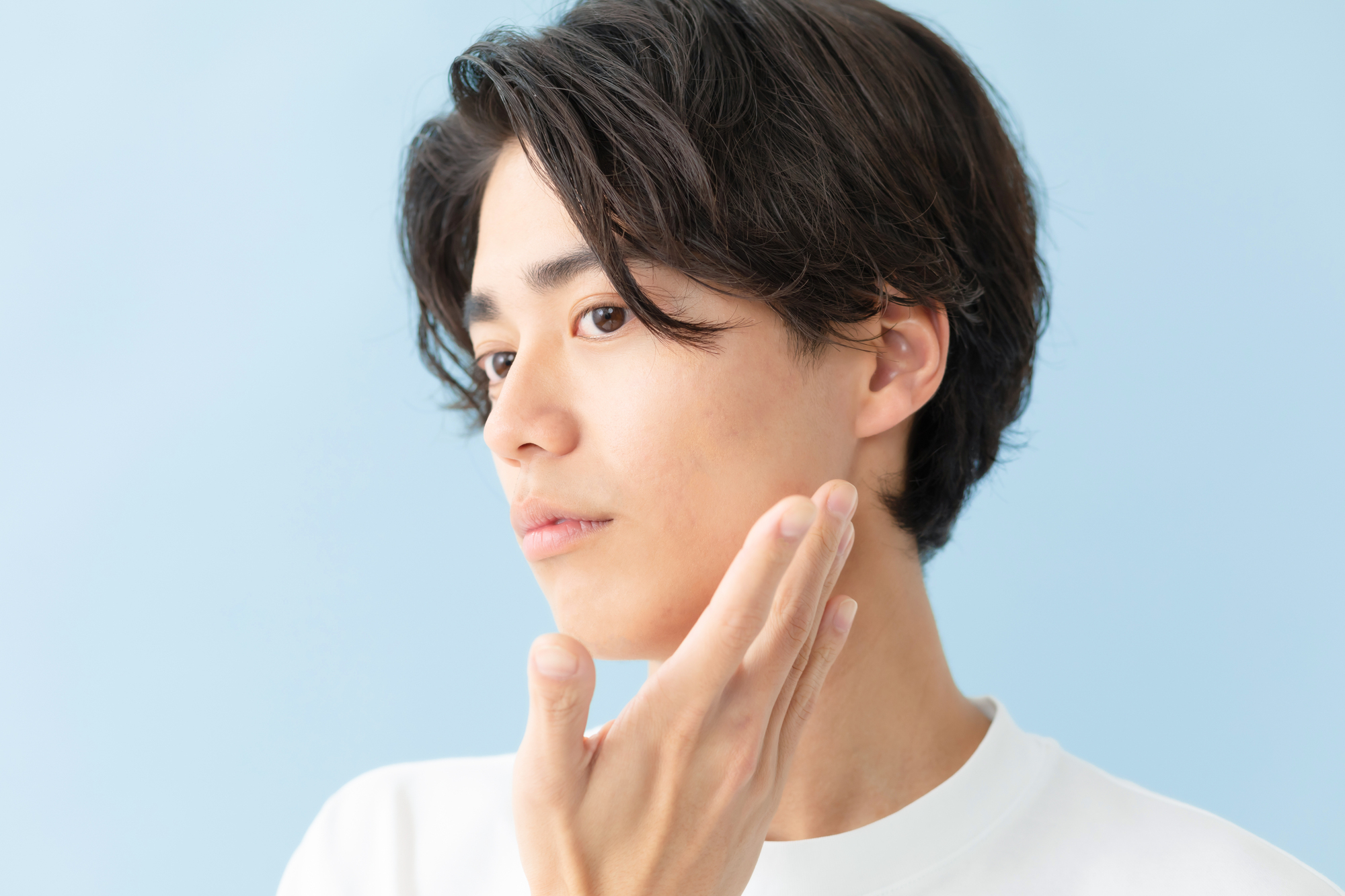 ダーマペンはクレーターに効果絶大?ニキビ跡の凹みを改善する仕組みと回数を徹底解説ー福岡・沖縄の医療脱毛ならKANNO'A.clinic(カノアクリニック)