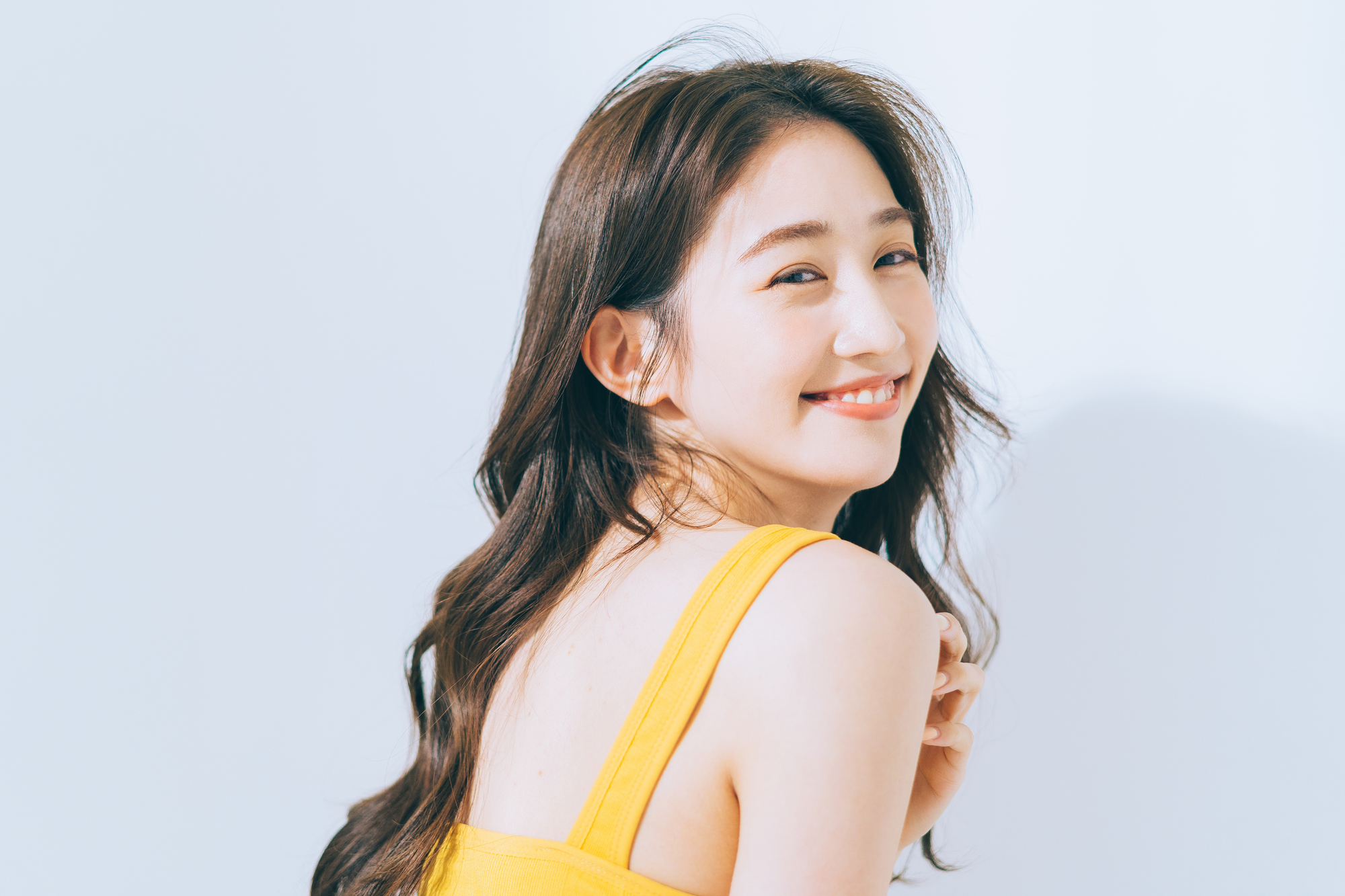 背中のピーリングでニキビ・ざらつきを改善!効果・種類・頻度まで徹底解説ー福岡・沖縄の医療脱毛ならKANNO'A.clinic(カノアクリニック)