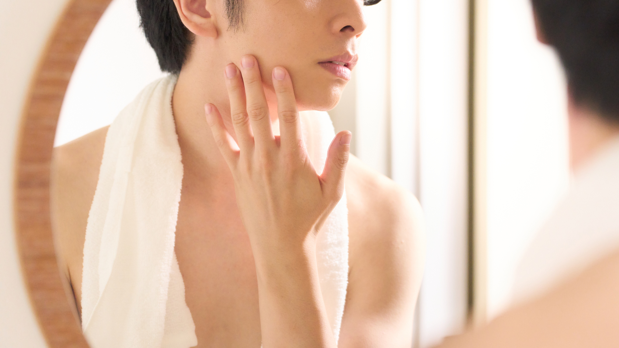 白髪のヒゲは脱毛できる？原因・対処法・後悔しない選び方を解説ー福岡・沖縄の医療脱毛ならKANNO'A.clinic(カノアクリニック)