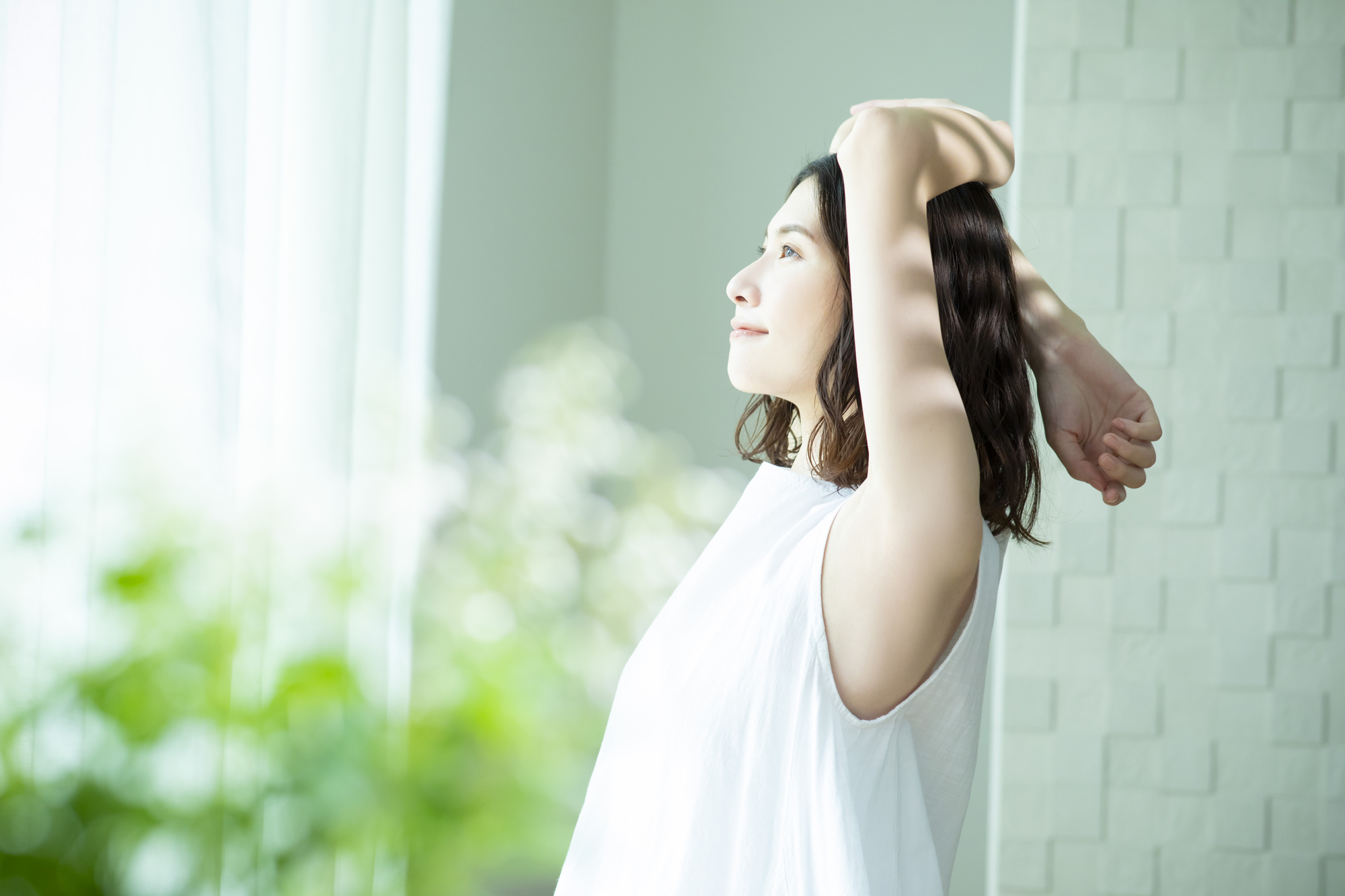 介護脱毛は何歳から始めるべき?適切な年齢・メリット・後悔しない選び方ー福岡・沖縄の医療脱毛ならKANNO'A.clinic(カノアクリニック)